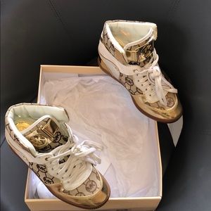 Nikko high top by Michael Kors